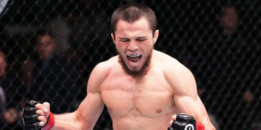 Обидчик казахстанского бойца UFC раскрыл секрет дисциплины во время Рамадана