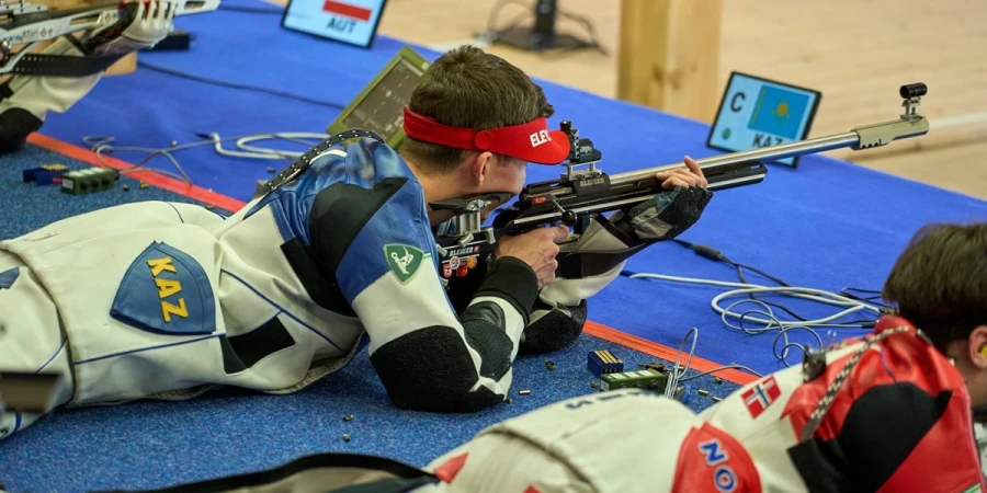 Қазақстандық спортшы жасөспірімдер арасындағы әлем чемпионатында күміс медаль жеңіп алды