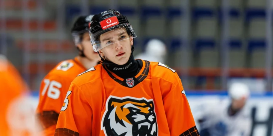 Игнат Баланчик начинал играть в хоккей в Алматы
