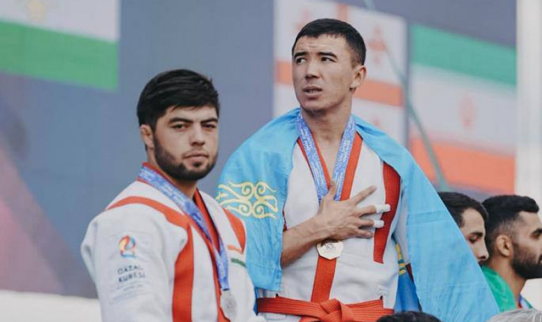 Қуандық Шадияр қазақ күресінен алтын жүлдегер атанды