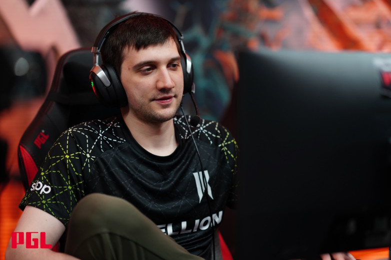 «Героям нужно уменьшить HP». Arteezy высказался о Dota 2