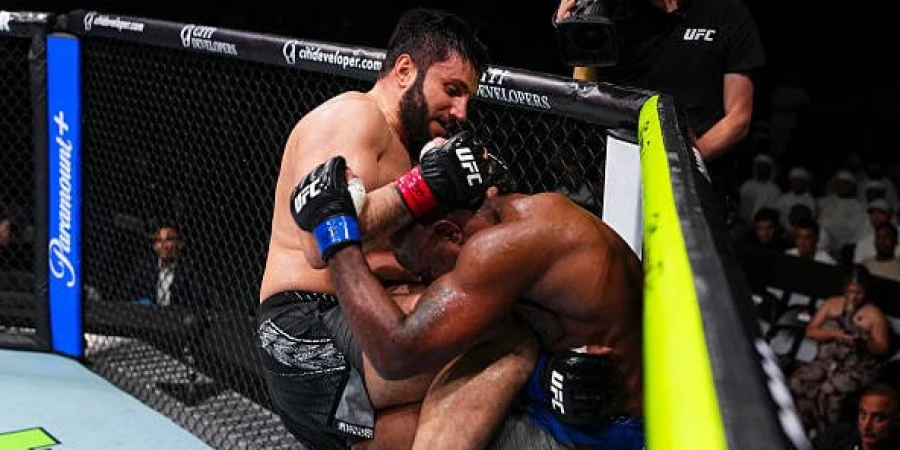 Стали известны счастливчики, которым UFC выплатил по $100 000