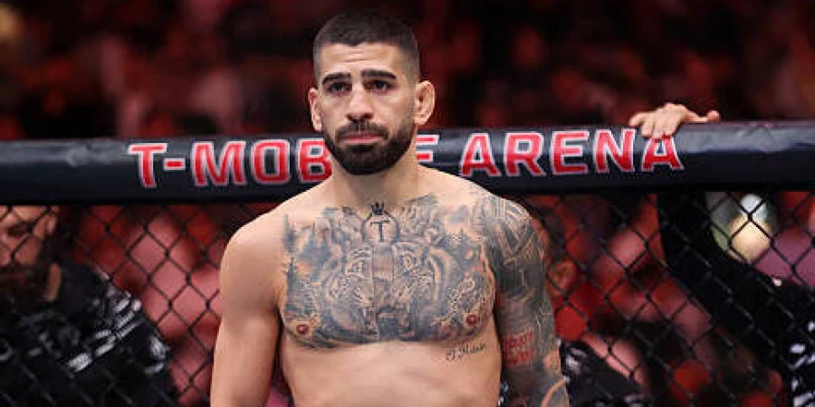 Топурии вынесли вердикт после потери чемпионского пояса UFC