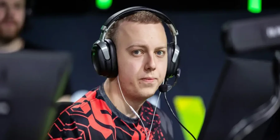 Украинец cairne перешел в состав Ninjas in Pyjamas по CS2