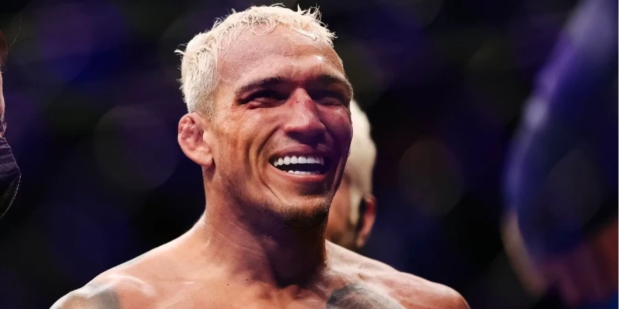 Экс-чемпион UFC Чарльз Оливейра объяснил, как Пратес может побить Махачева