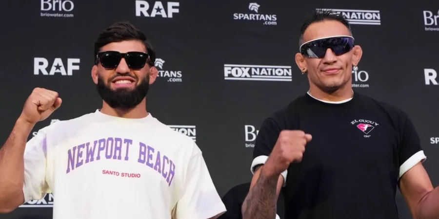 Царукян одержал разгромную победу над экс-чемпионом UFC