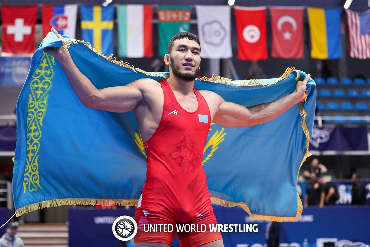 Казахстанский борец выиграл третий чемпионат мира