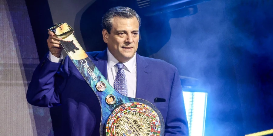 Президент WBC допустил санкционирование боя Канело и Джейка Пола