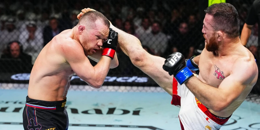 Появилось видео третьего боя Яна и Двалишвили за чемпионский пояс UFC