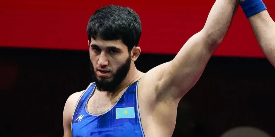 Омар Сатаев Азия чемпионатының күміс жүлдегері атанды