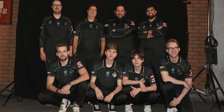 Team Falcons представила обновленную игровую форму