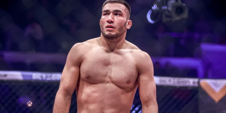 Фазлиддин Мадрахимов OCTAGON лигасының жеңіл салмақтағы жаңа уақытша чемпионы