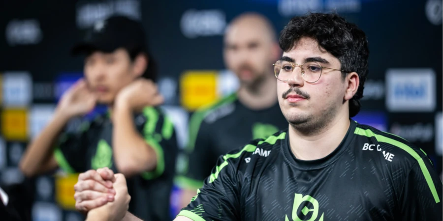 Команда s1mple отправила krazy в запас