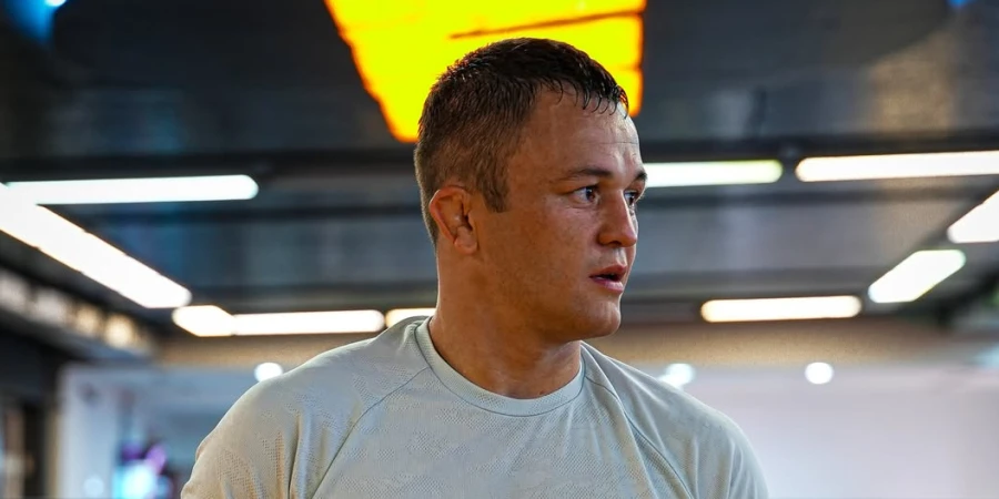 Наставник Бекзата Алмахана рассказал о тактике на бой в Баку