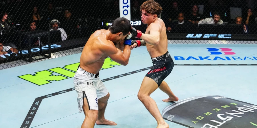 Рамазан Темиров потерпел первое поражение в UFC и лишился серии из 12 побед. ВИДЕО