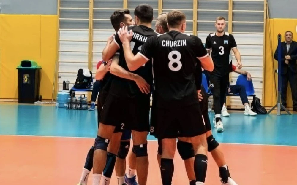 Волейбол: «Жайық» клубы көш басындағы «Жетісуды» ұтты