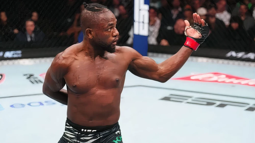 Манель Капе UFC тариханда рекорд орнатты