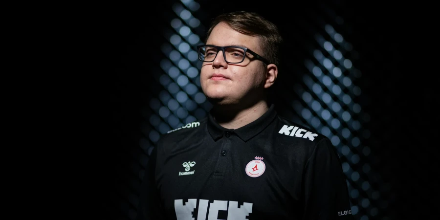 Участник Astralis: «Лично мне в развитии очень помогают тренерский штаб и HooXi»