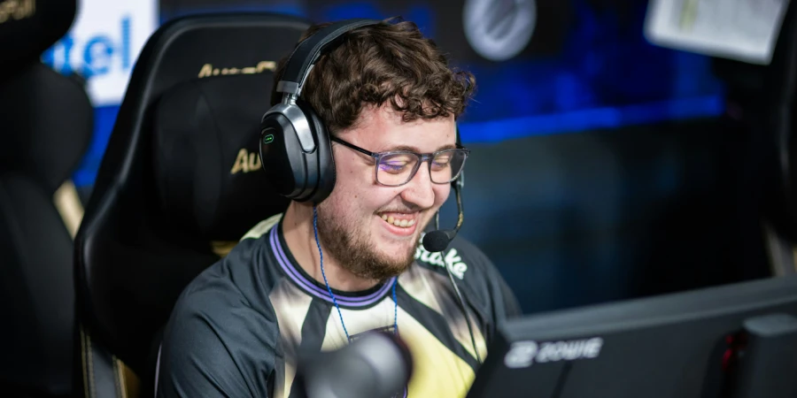 ZywOo назвал karrigan легендарным капитаном и допустил совместную игру