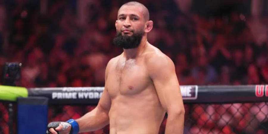 Хамзат Чимаев встретился с бывшим чемпионом UFC в Грозном