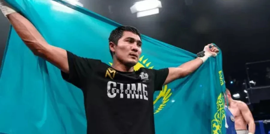 Казахстанский боксер получил шанс на титул WBC
