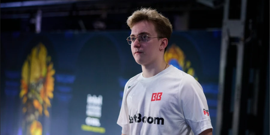 FL4MUS назвал чтение игры Boombl4 «каким-то безумием»
